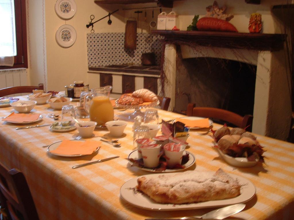 La Ca' Di Sala Bed and Breakfast Margno Buitenkant foto